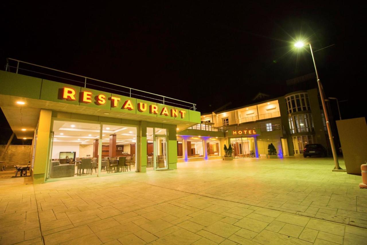 Petriti & Spa Ulcinj Exteriör bild